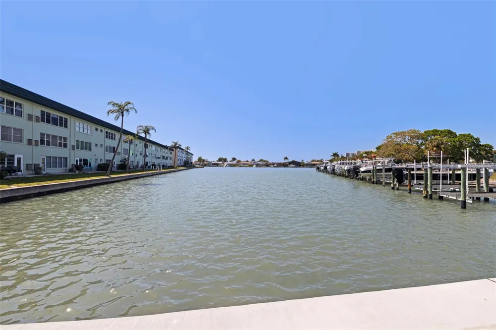 2960 59TH STREET S #210 Gulfport, FL 33707