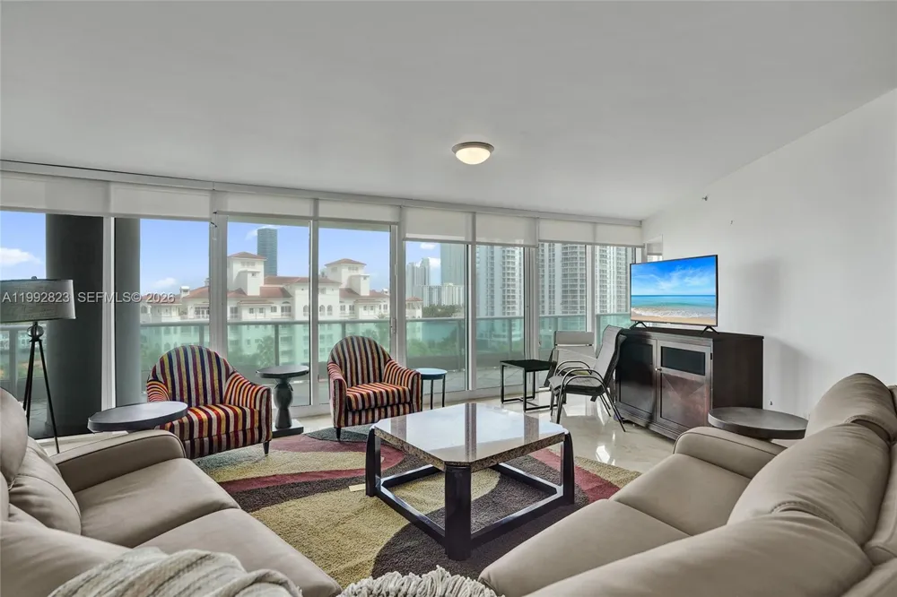 19955 NE 38th Ct #1002 Aventura, FL 33180