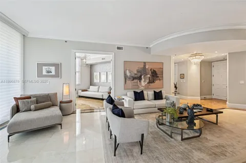 626 Coral Way #1501