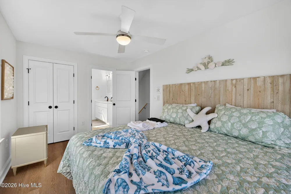 321 New River Drive Surf City, NC 28445