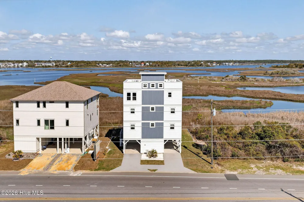 321 New River Drive Surf City, NC 28445