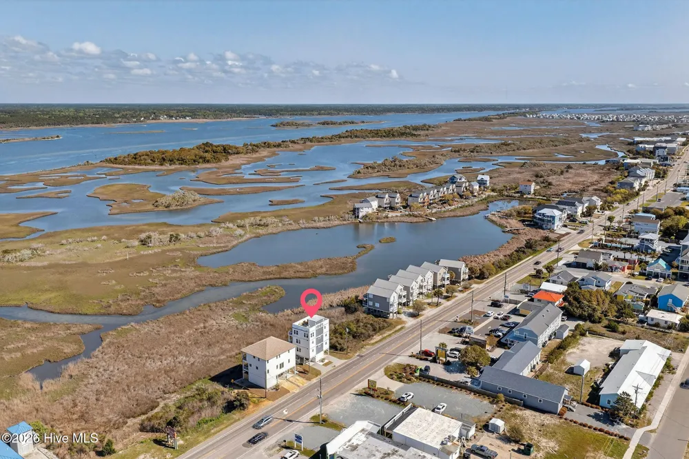 321 New River Drive Surf City, NC 28445