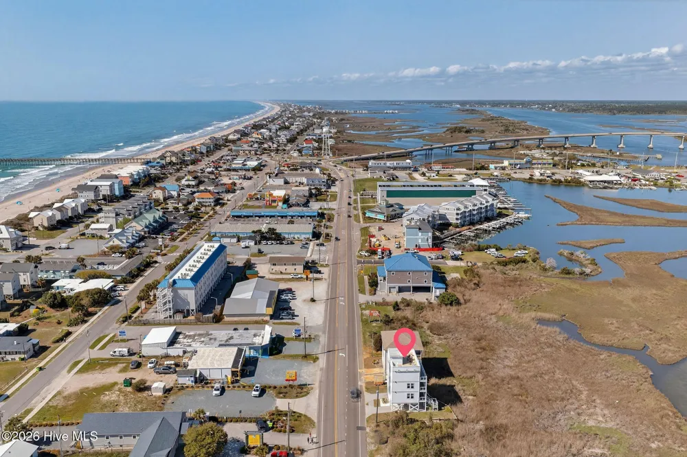 321 New River Drive Surf City, NC 28445