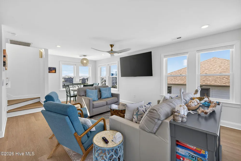 321 New River Drive Surf City, NC 28445