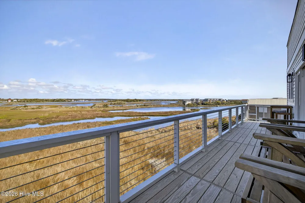 321 New River Drive Surf City, NC 28445