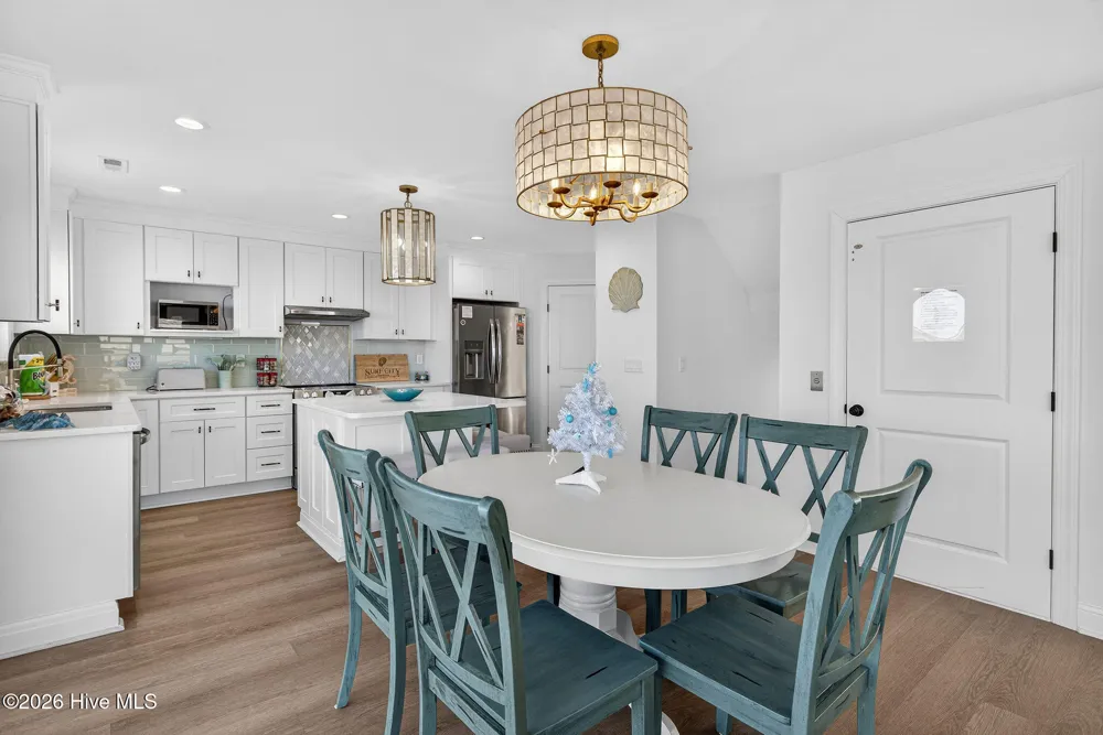 321 New River Drive Surf City, NC 28445