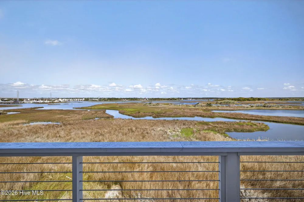 321 New River Drive Surf City, NC 28445