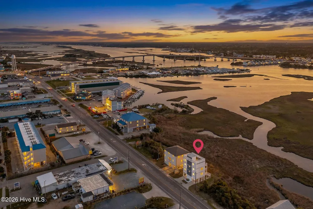 321 New River Drive Surf City, NC 28445