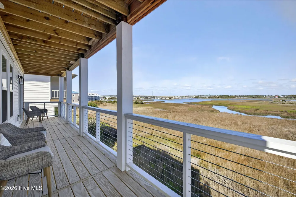 321 New River Drive Surf City, NC 28445