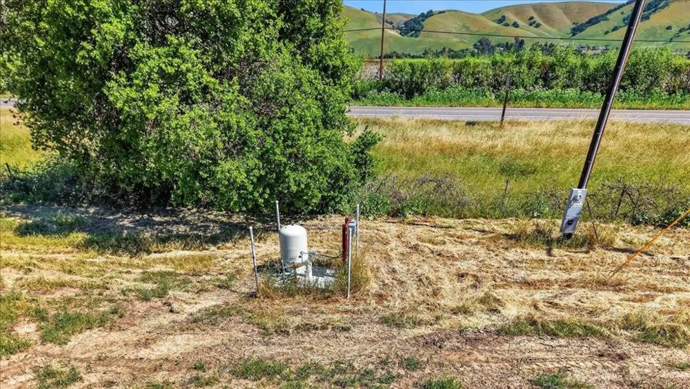 Pacheco Pass Hwy Hollister, CA 95023