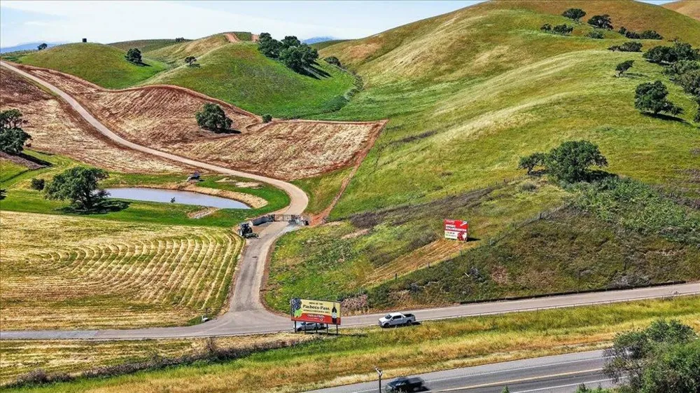 Pacheco Pass Hwy Hollister, CA 95023