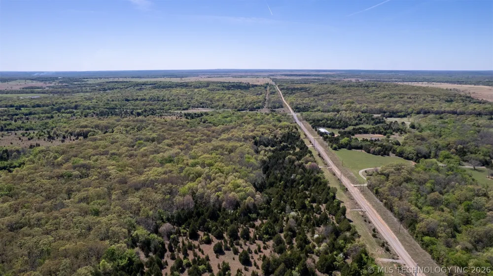 4 E 1180 ROAD Okemah, OK 74859