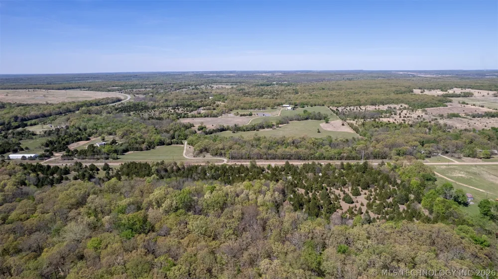 4 E 1180 ROAD Okemah, OK 74859