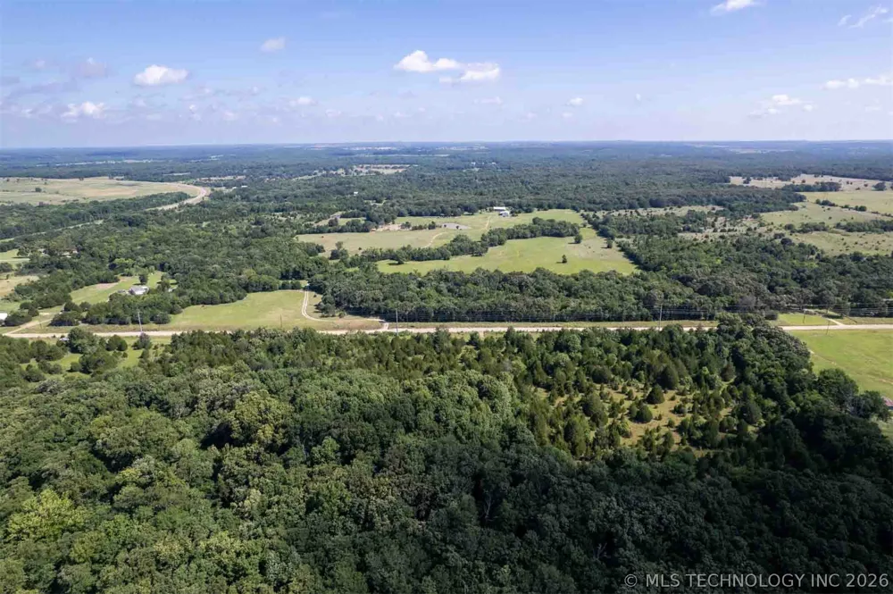 4 E 1180 ROAD Okemah, OK 74859