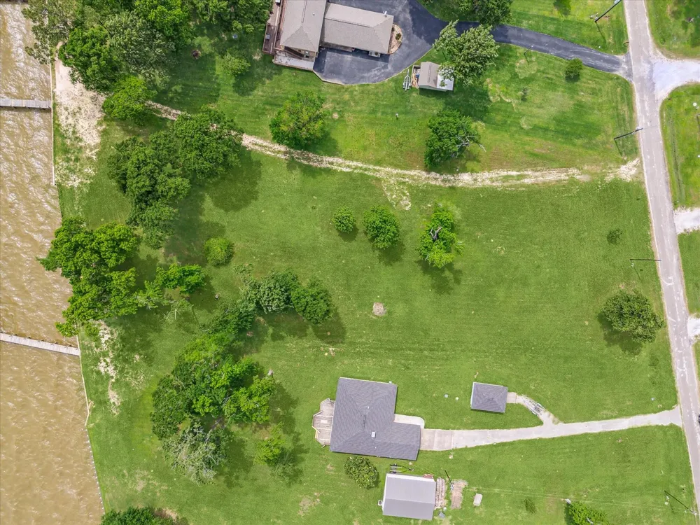 Emerald Lane Onalaska, TX 77360
