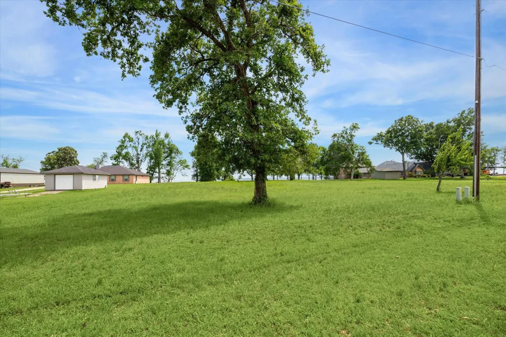 Emerald Lane Onalaska, TX 77360