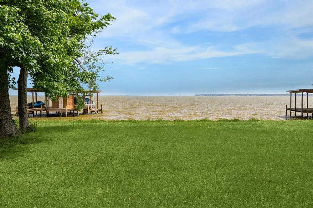 Emerald Lane Onalaska, TX 77360