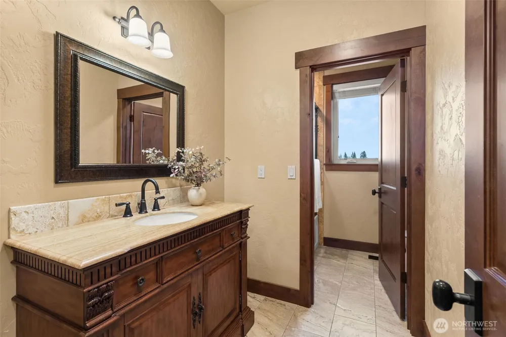 140 Saley Lane Centralia, WA 98531