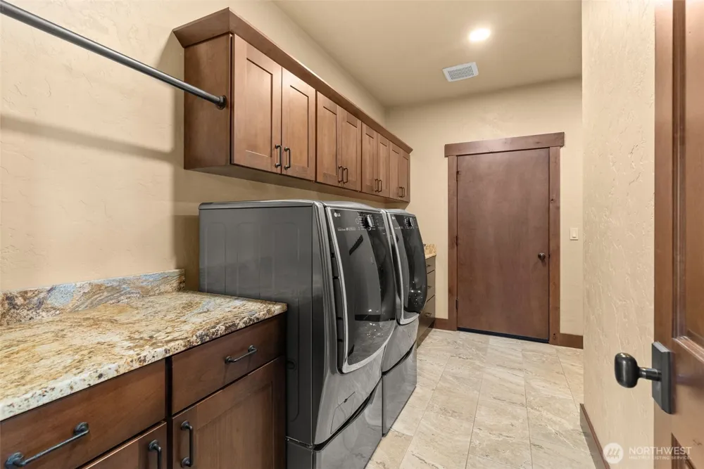 140 Saley Lane Centralia, WA 98531