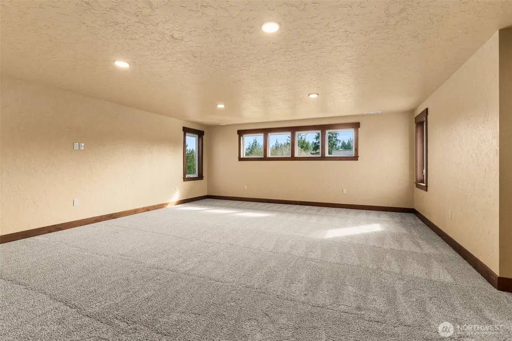 140 Saley Lane Centralia, WA 98531