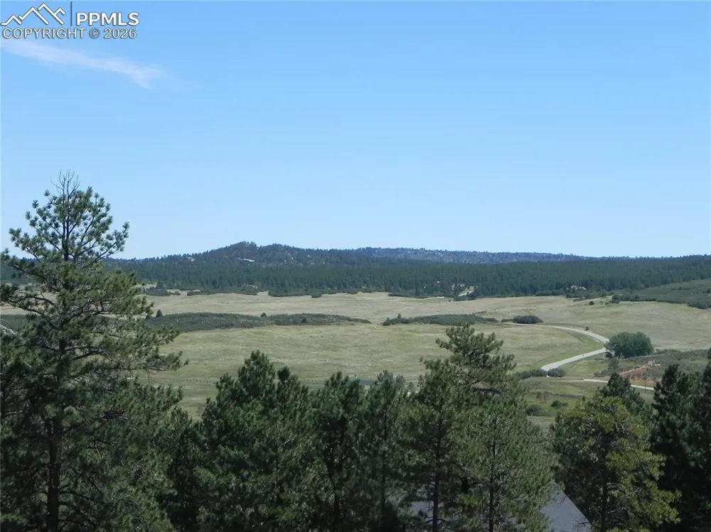 4144 Cheyenne Drive Larkspur, CO 80118
