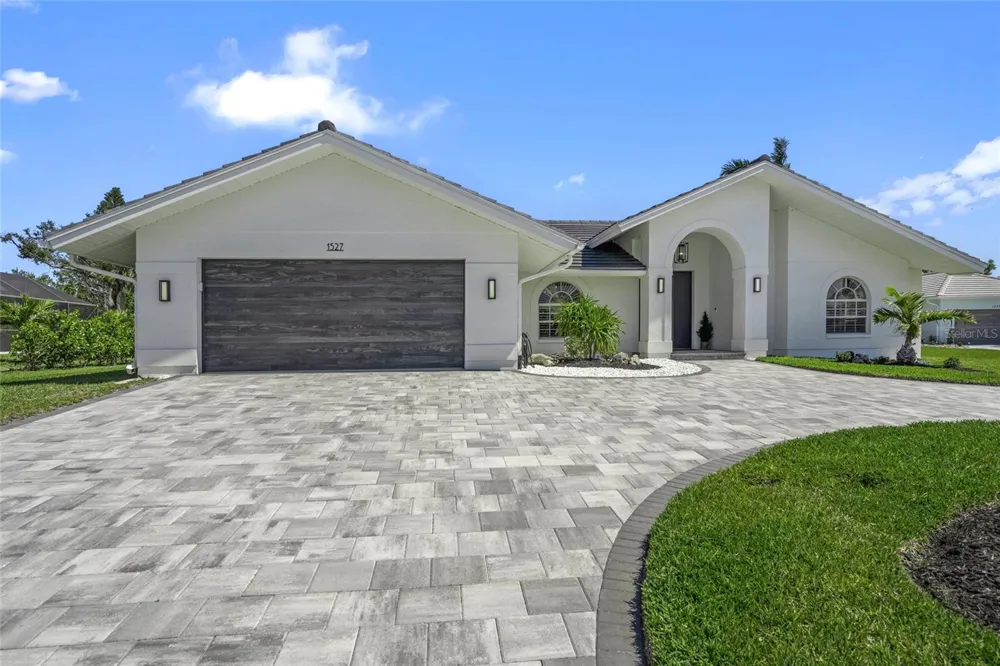 1527 BUOY LANE Osprey, FL 34229