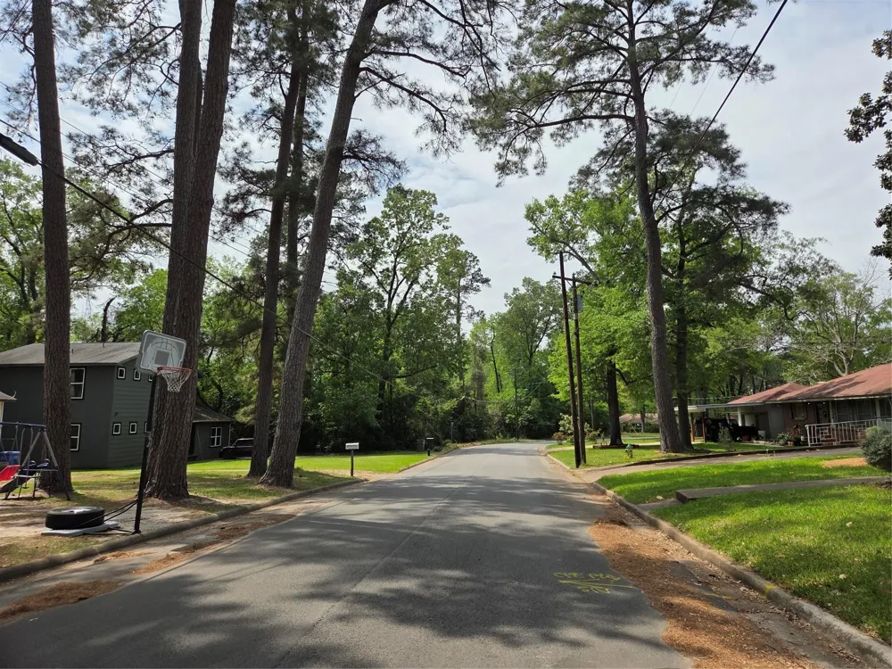 Mantooth Avenue Lufkin, TX 75904
