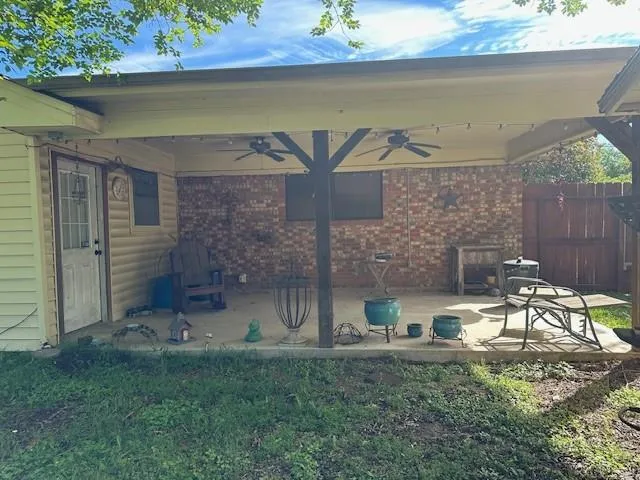 201 Heath Avenue Madisonville, TX 77864