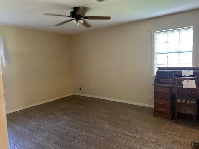 201 Heath Avenue Madisonville, TX 77864