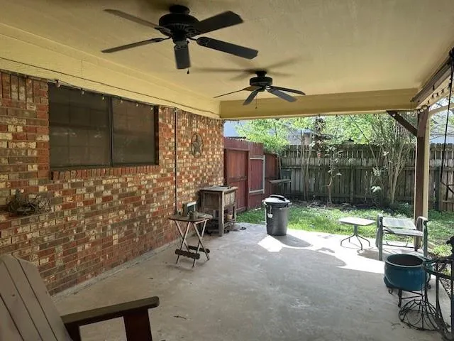 201 Heath Avenue Madisonville, TX 77864