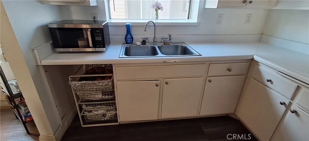 11150 Glenoaks Boulevard #223 Pacoima, CA 91331
