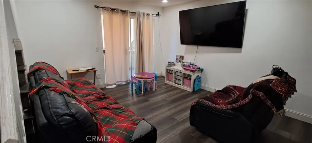 11150 Glenoaks Boulevard #223 Pacoima, CA 91331