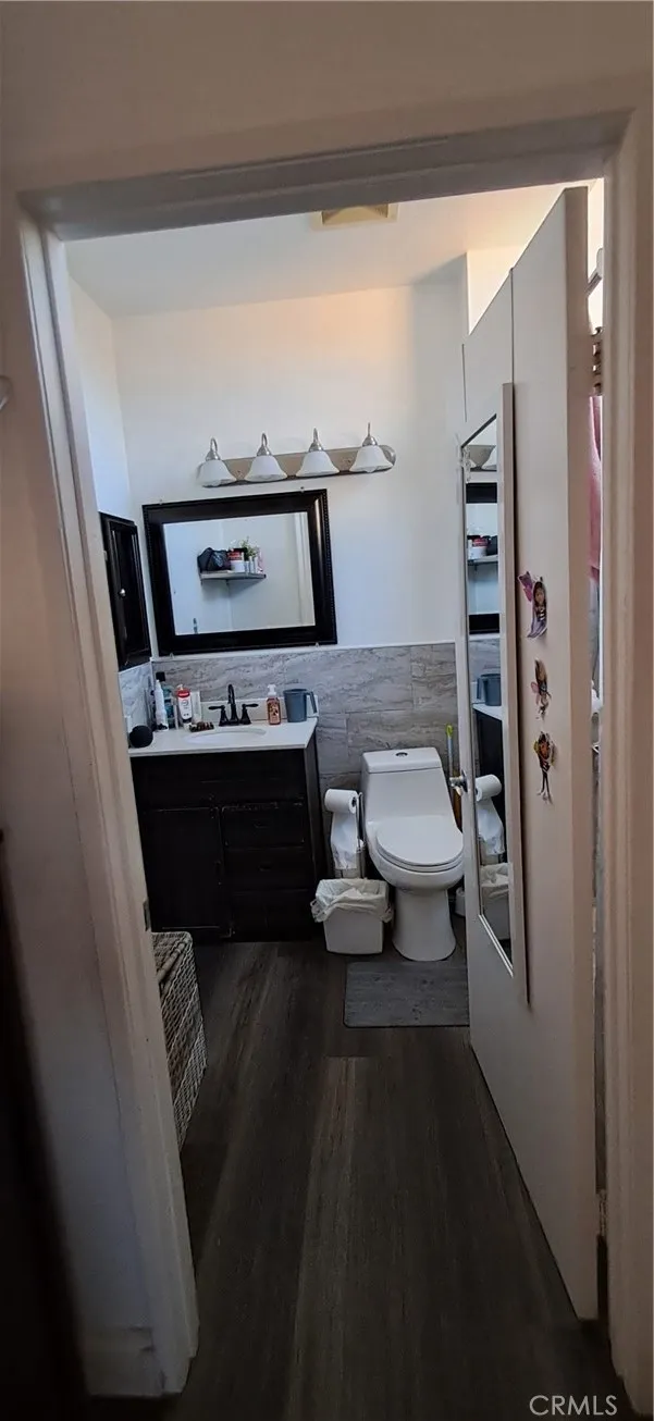11150 Glenoaks Boulevard #223 Pacoima, CA 91331