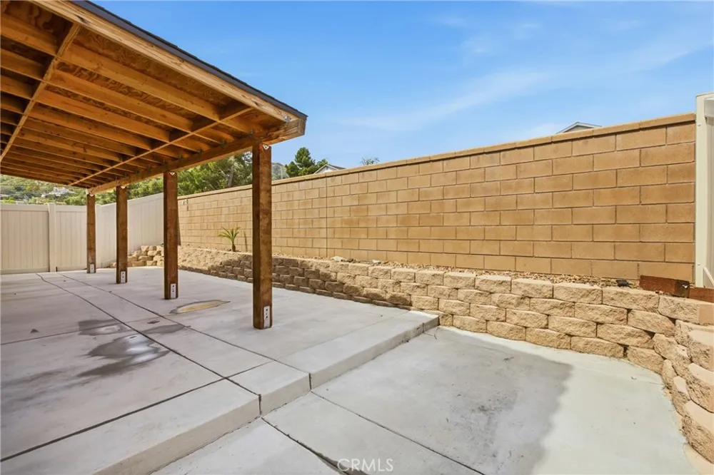 32894 Crown Point Lake Elsinore, CA 92530