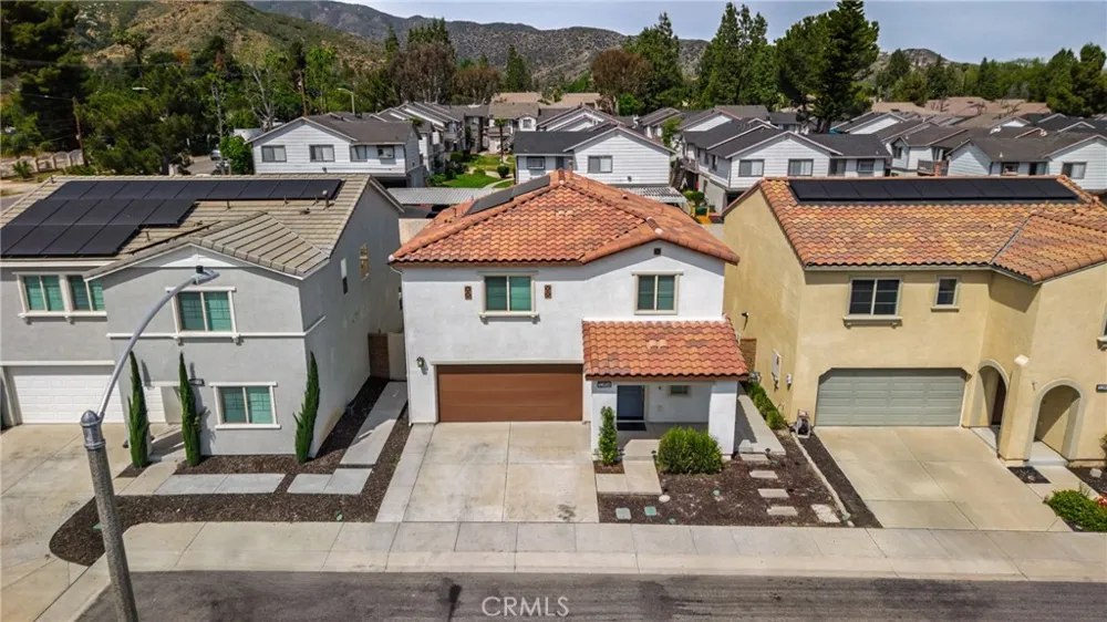 32894 Crown Point Lake Elsinore, CA 92530
