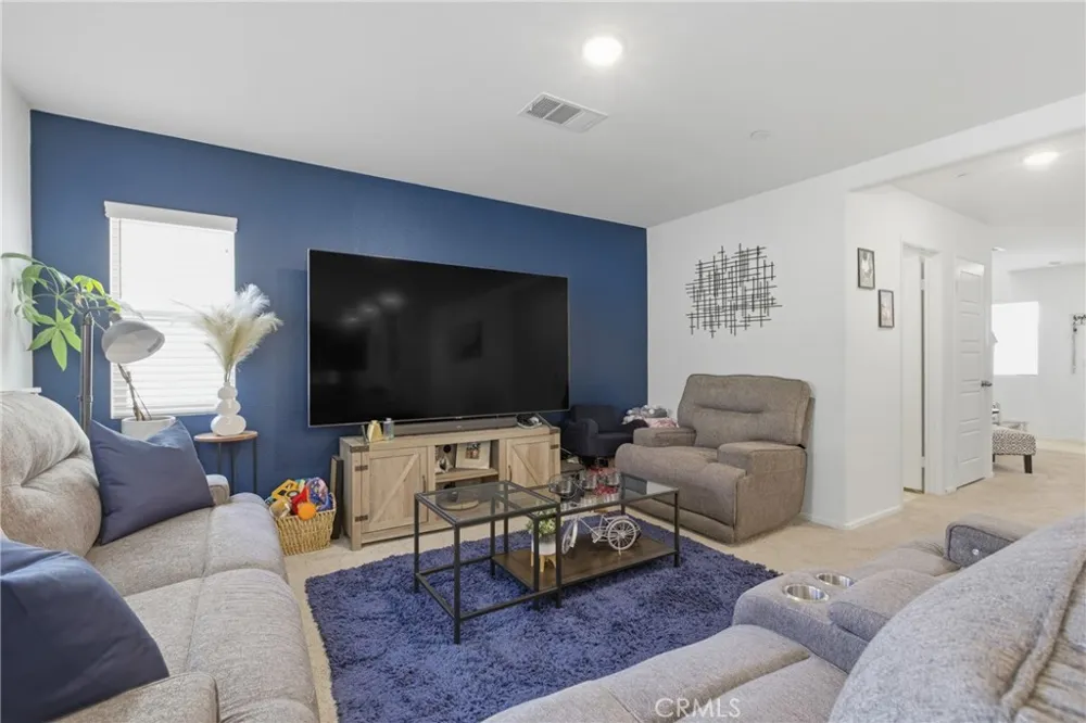 32894 Crown Point Lake Elsinore, CA 92530