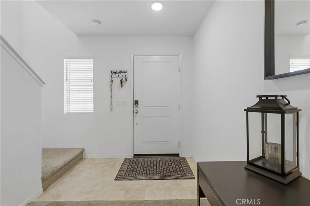 32894 Crown Point Lake Elsinore, CA 92530
