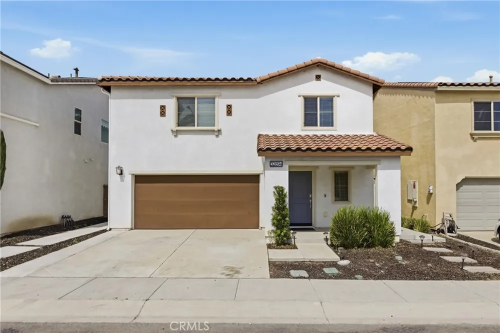 32894 Crown Point Lake Elsinore, CA 92530
