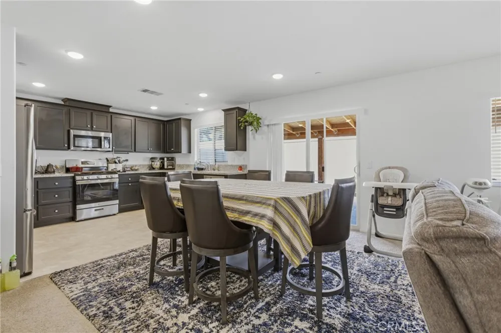 32894 Crown Point Lake Elsinore, CA 92530