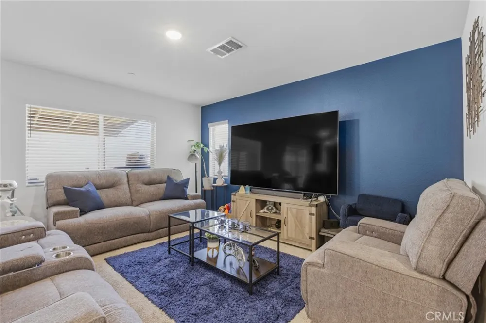 32894 Crown Point Lake Elsinore, CA 92530