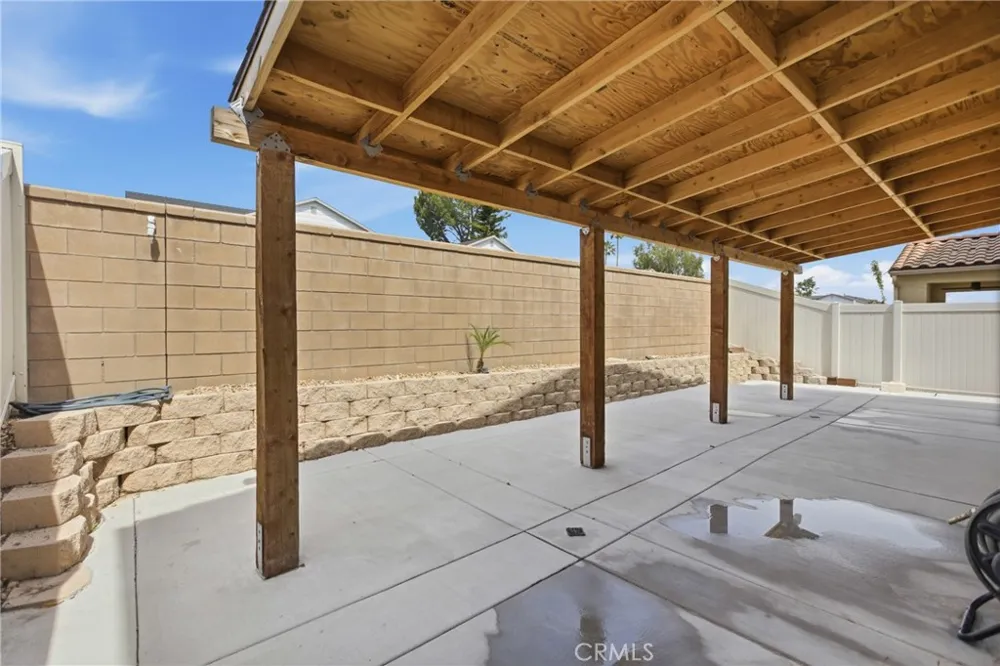 32894 Crown Point Lake Elsinore, CA 92530