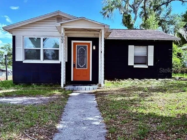1002 OAKHILL STREET Lakeland, FL 33815