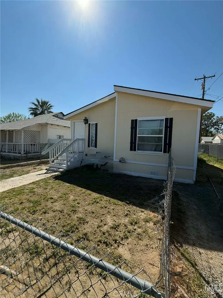 473 Cedar Taft, CA 93268