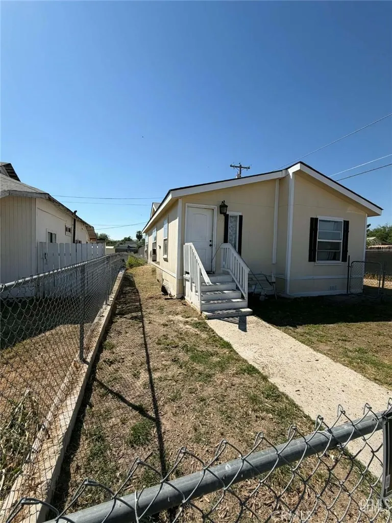 473 Cedar Taft, CA 93268