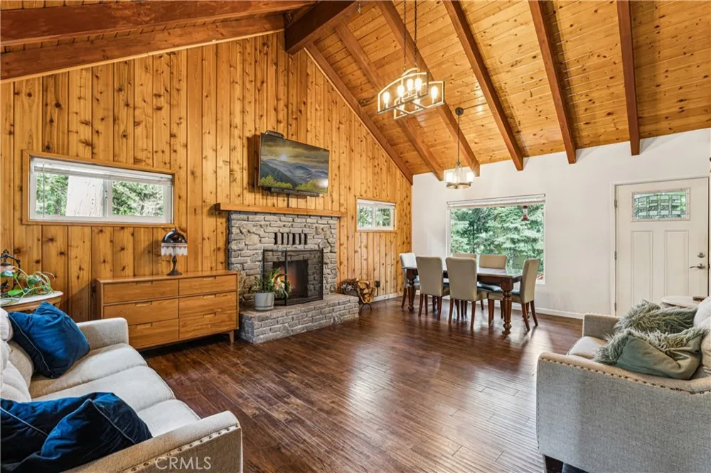 355 Hartman Circle Cedarpines Park, CA 92322