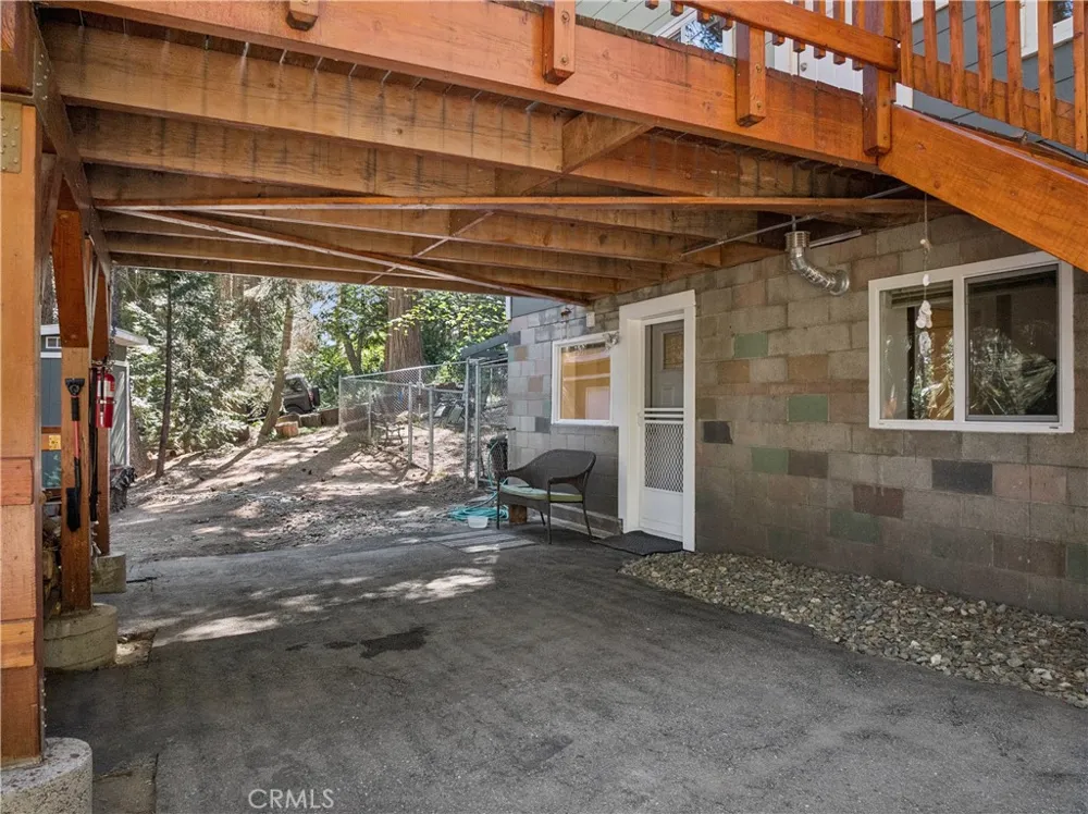 355 Hartman Circle Cedarpines Park, CA 92322