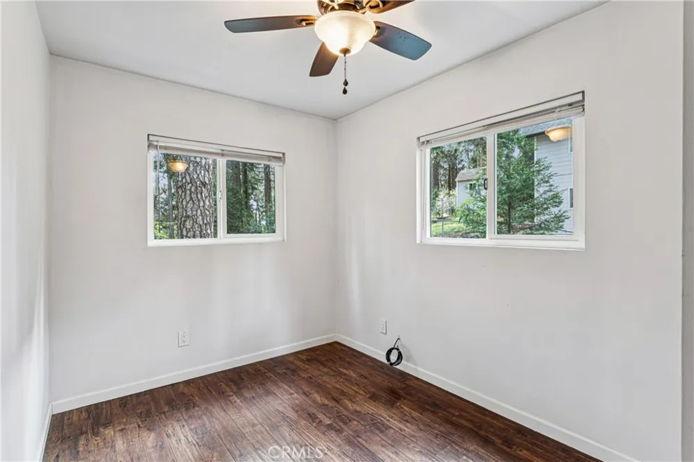 355 Hartman Circle Cedarpines Park, CA 92322