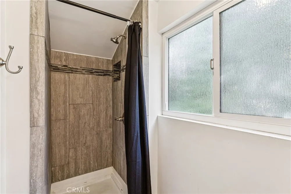 355 Hartman Circle Cedarpines Park, CA 92322