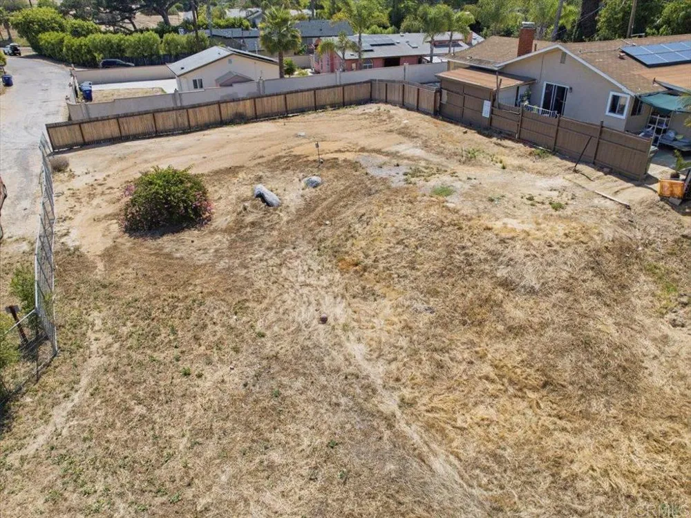 564 Rolling Hills Road Vista, CA 92083