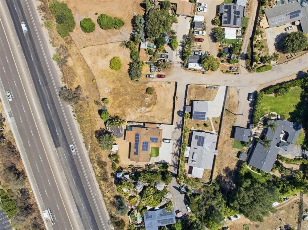 564 Rolling Hills Road Vista, CA 92083